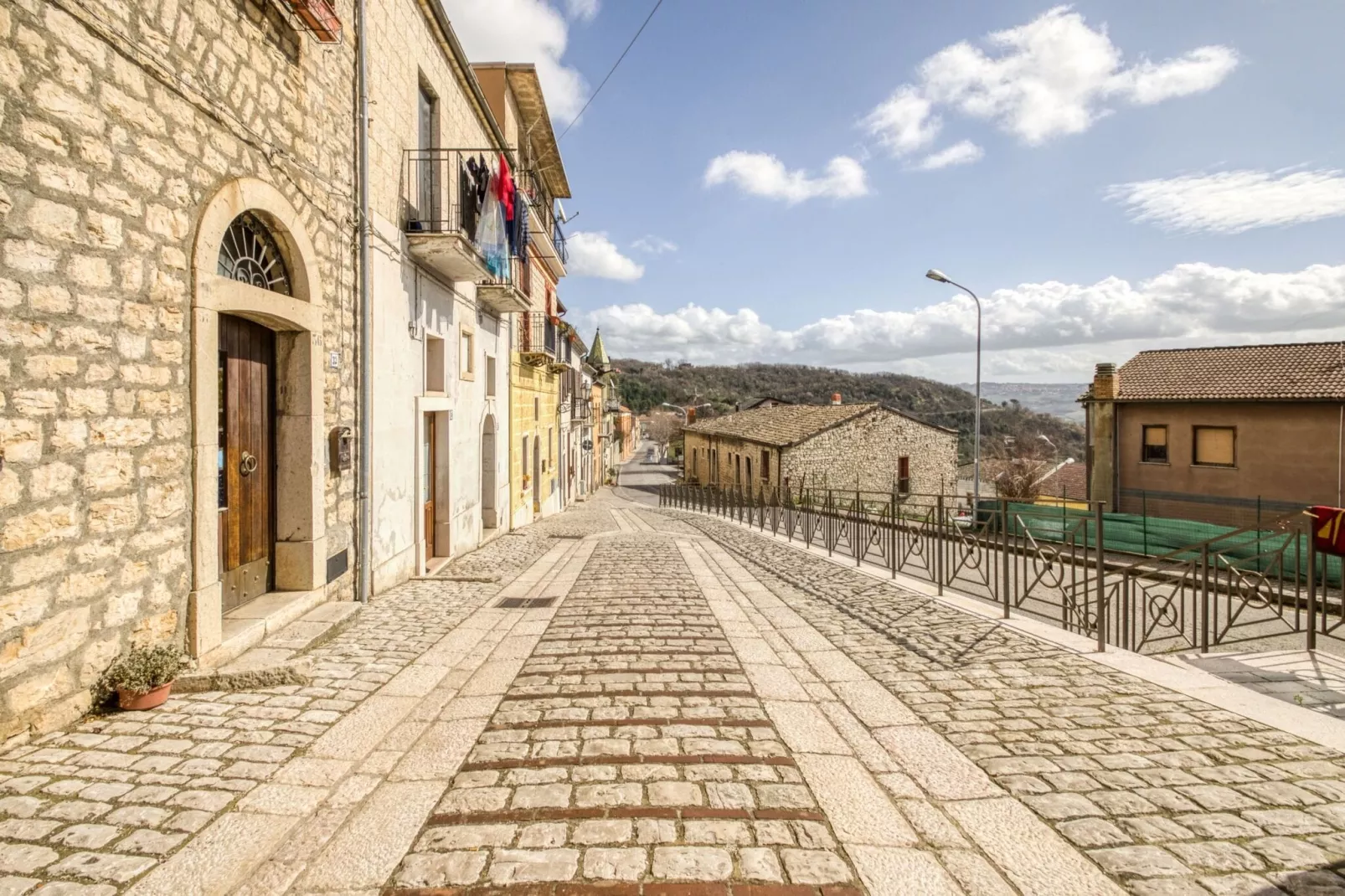 Appartamento su tre piani in paese - Uitzicht zomer