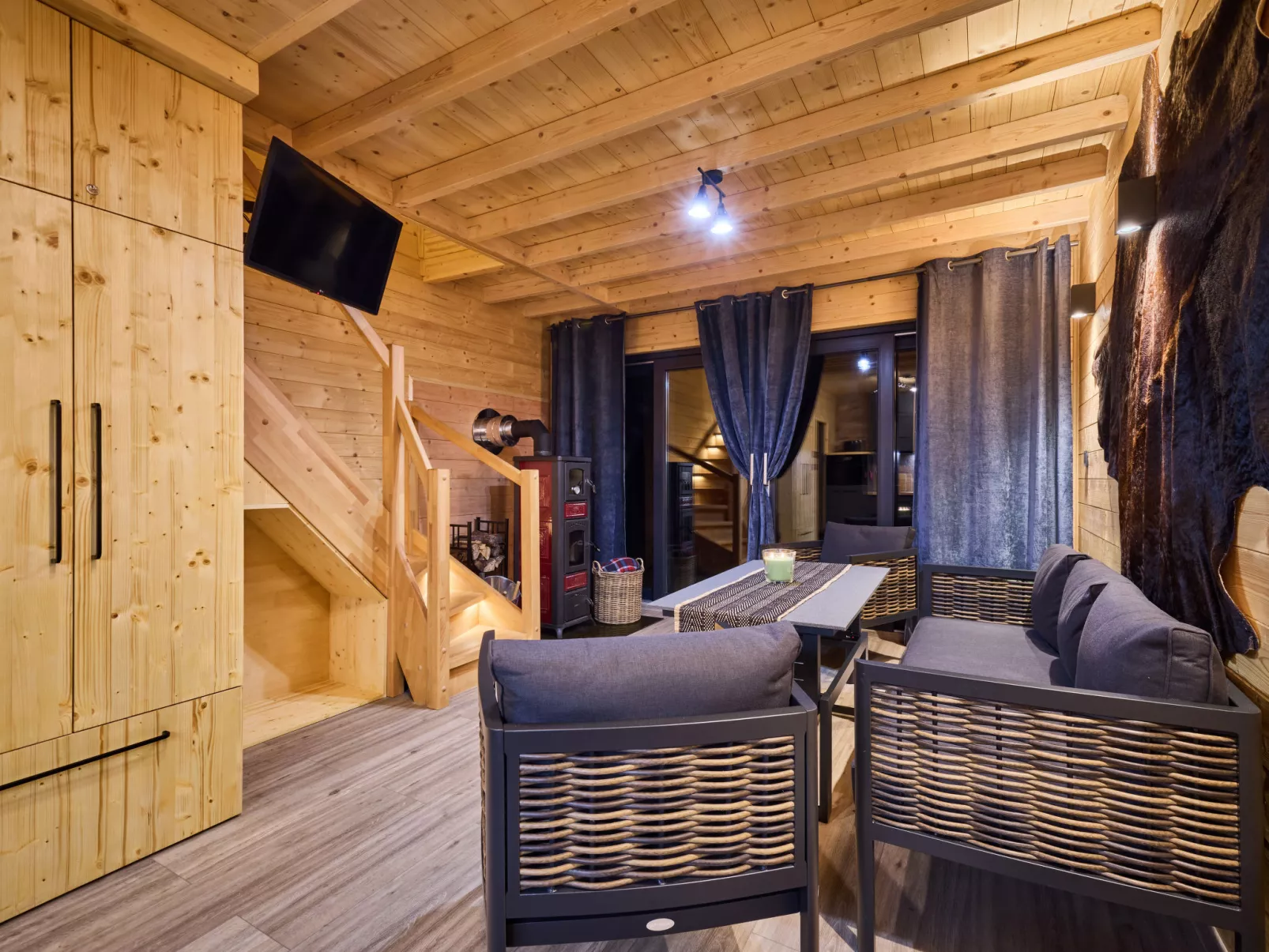 Luxe Timber Lodge & Relaxing Bath”-Binnen