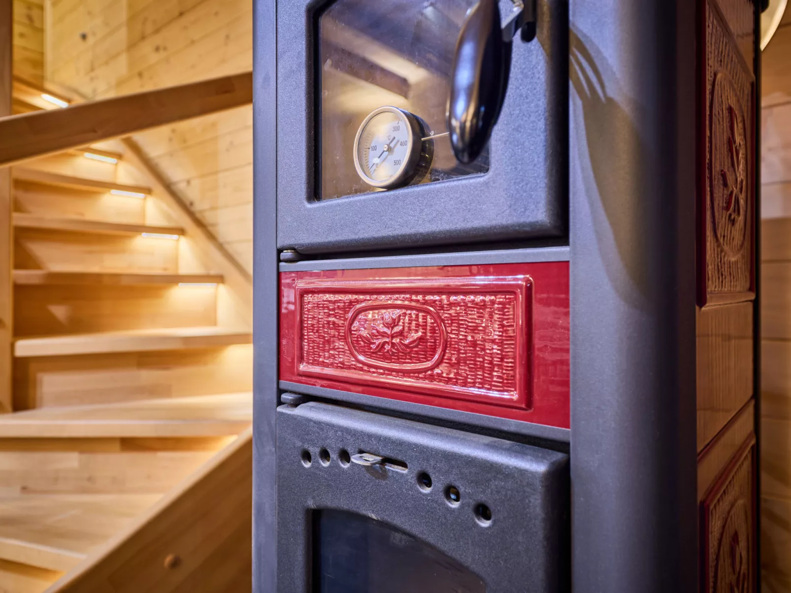 Luxe Timber Lodge & Relaxing Bath”-Binnen