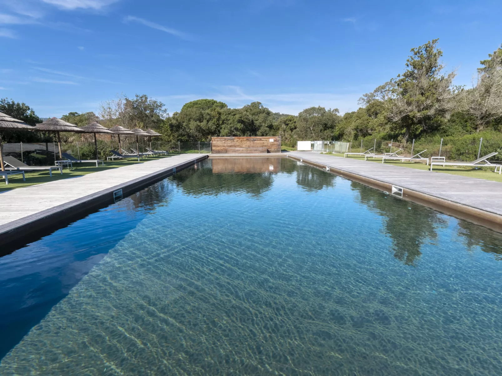 Cala Sultana-Buiten