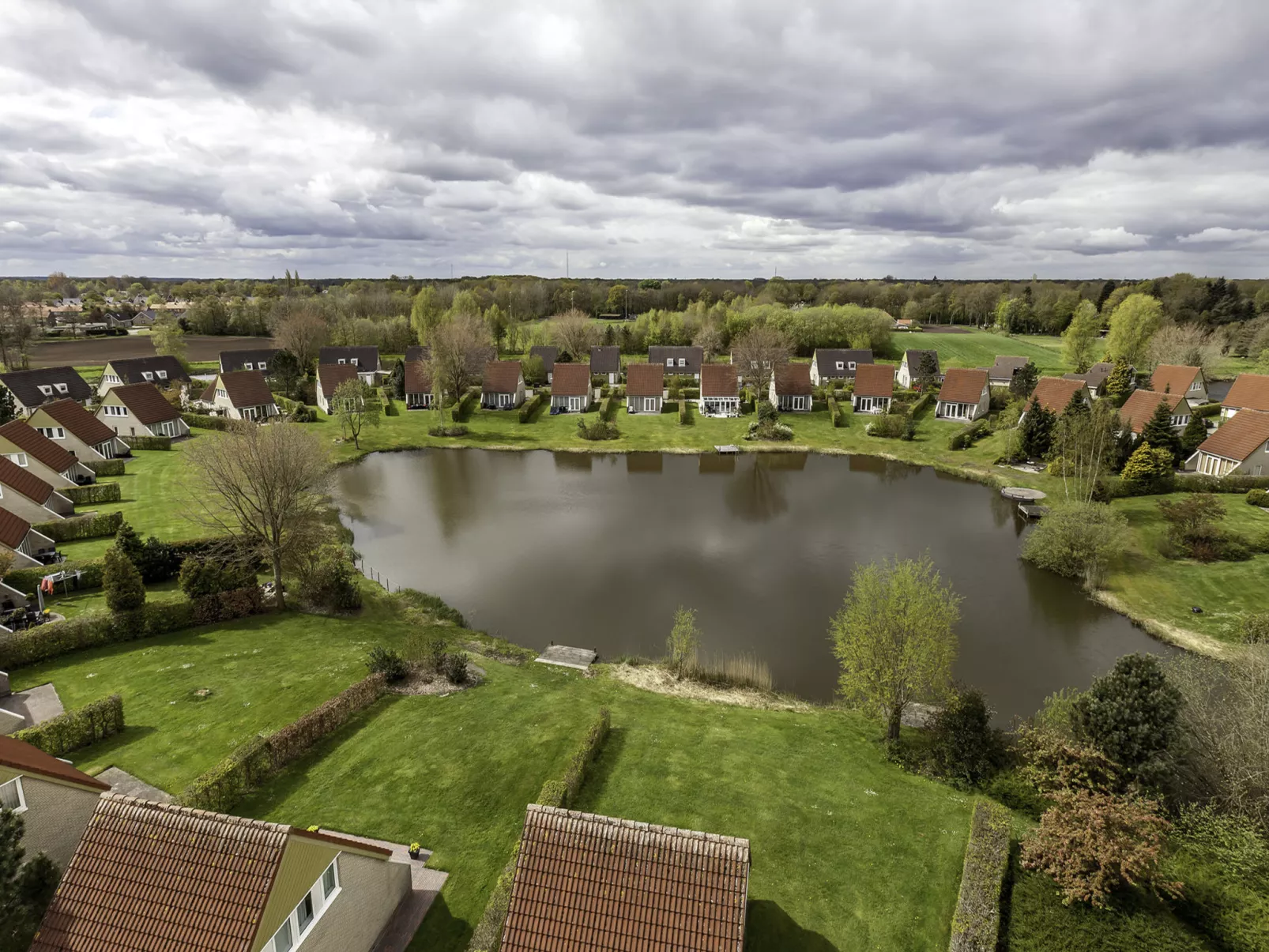 Lieskehuis Wellness de Luxe 10+2-Buiten