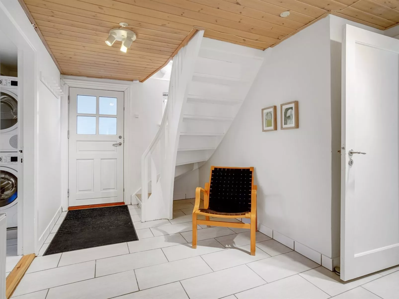 "Petteri" - 500m from the sea-Binnen