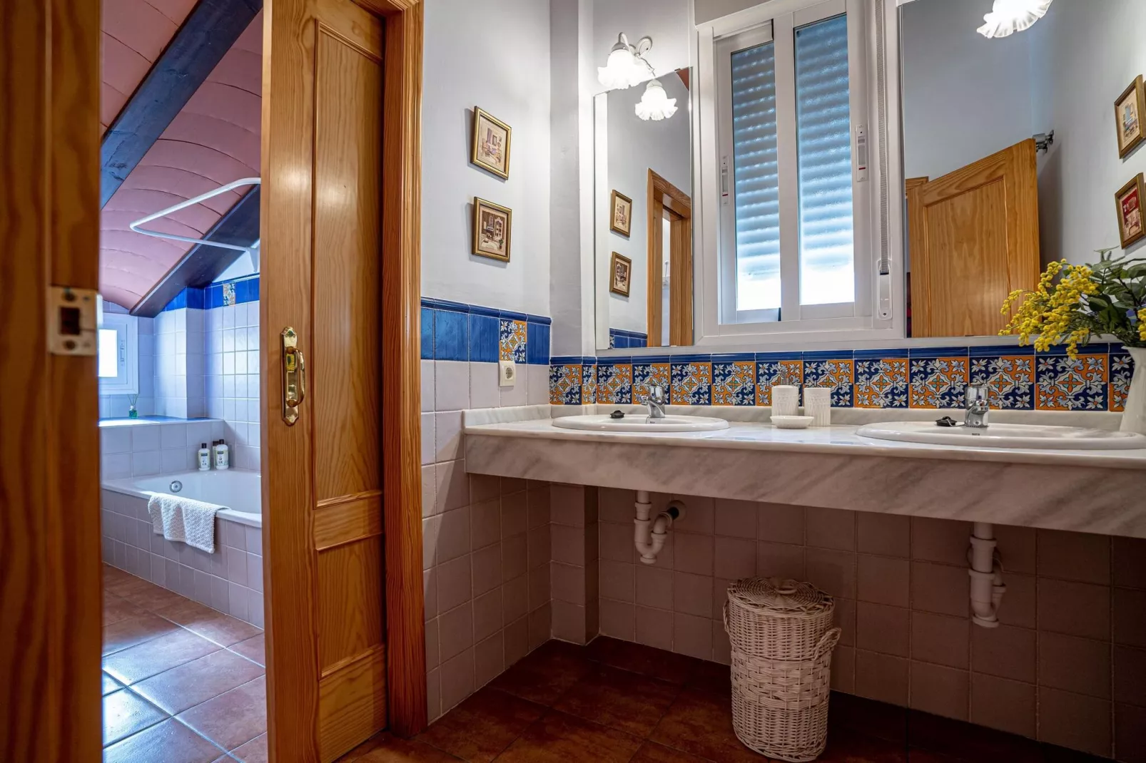 FH in las Jaras - CT 119 CO 8PAX-Badkamer