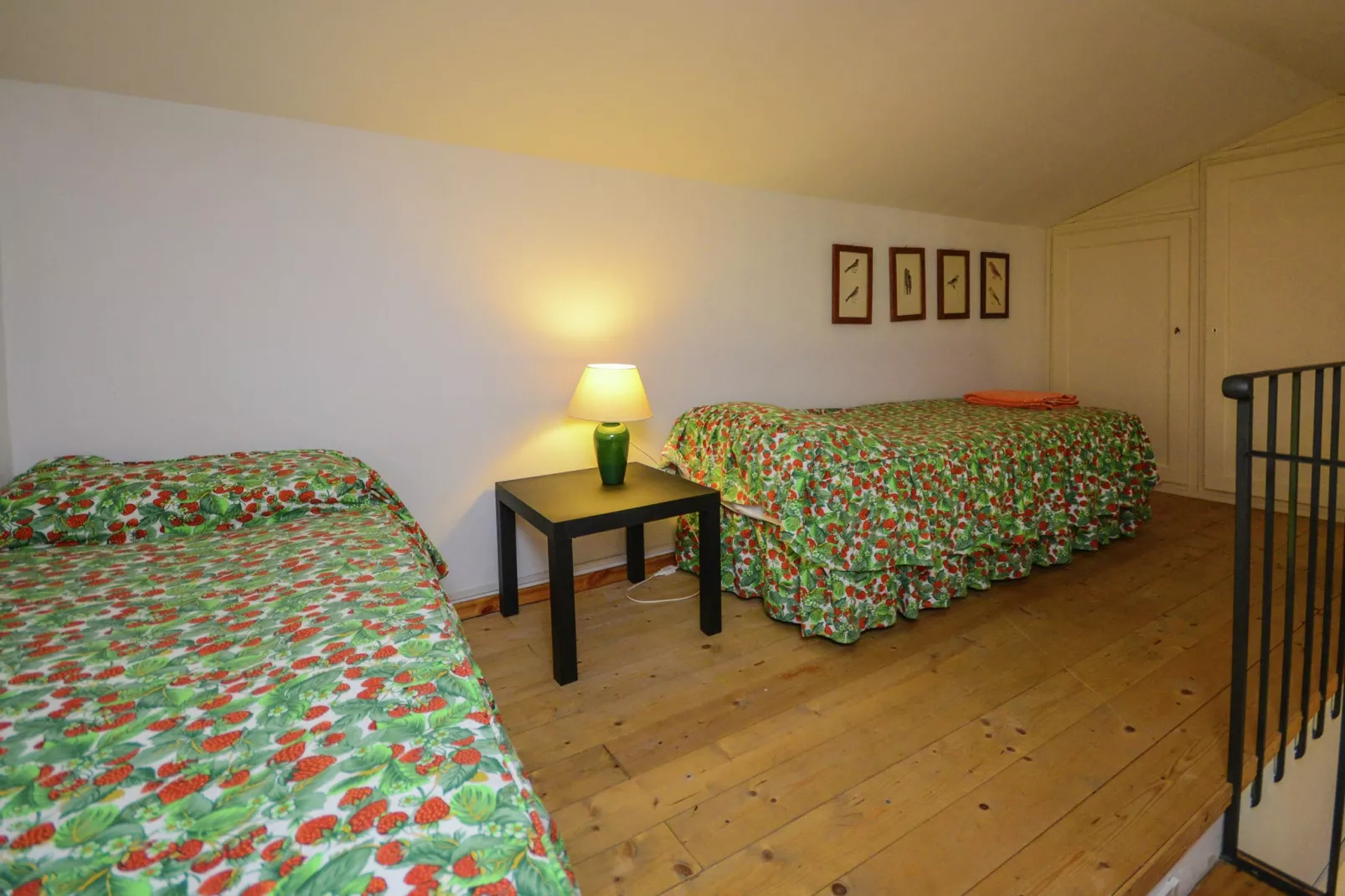 Villa met zwembad en panoramisch uitzicht over de Apennijnen-Slaapkamer