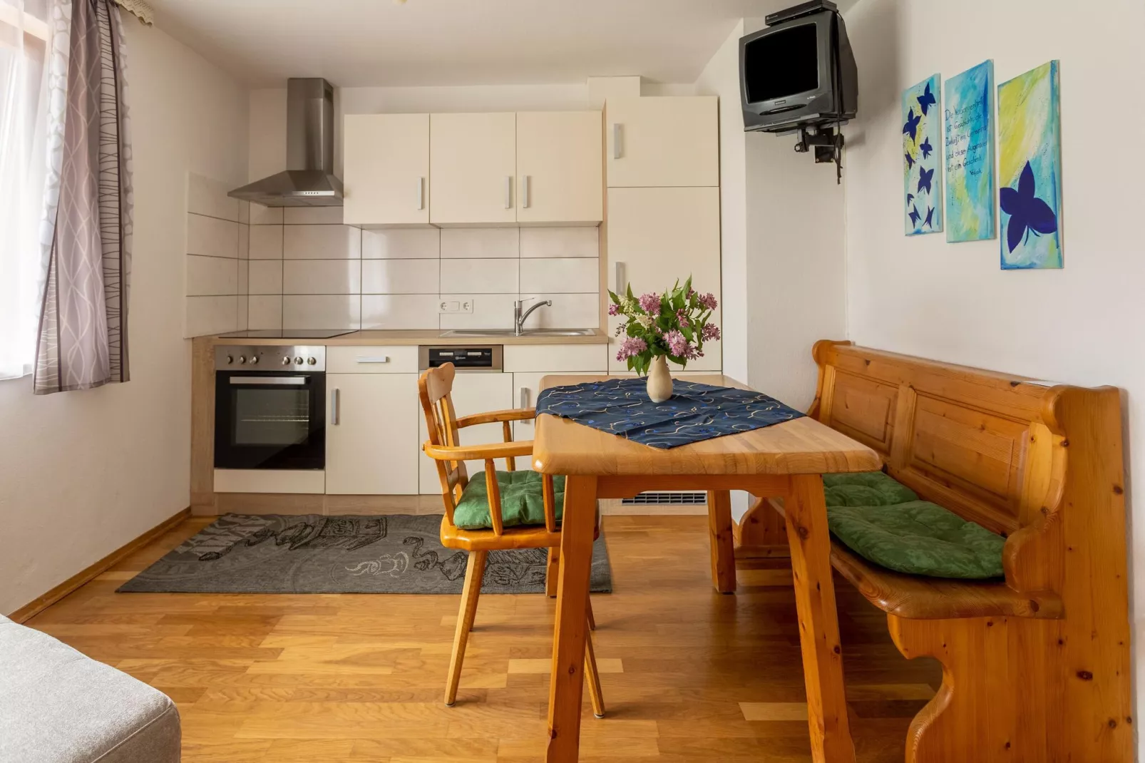 Apartment Tröpolach EG-Keuken