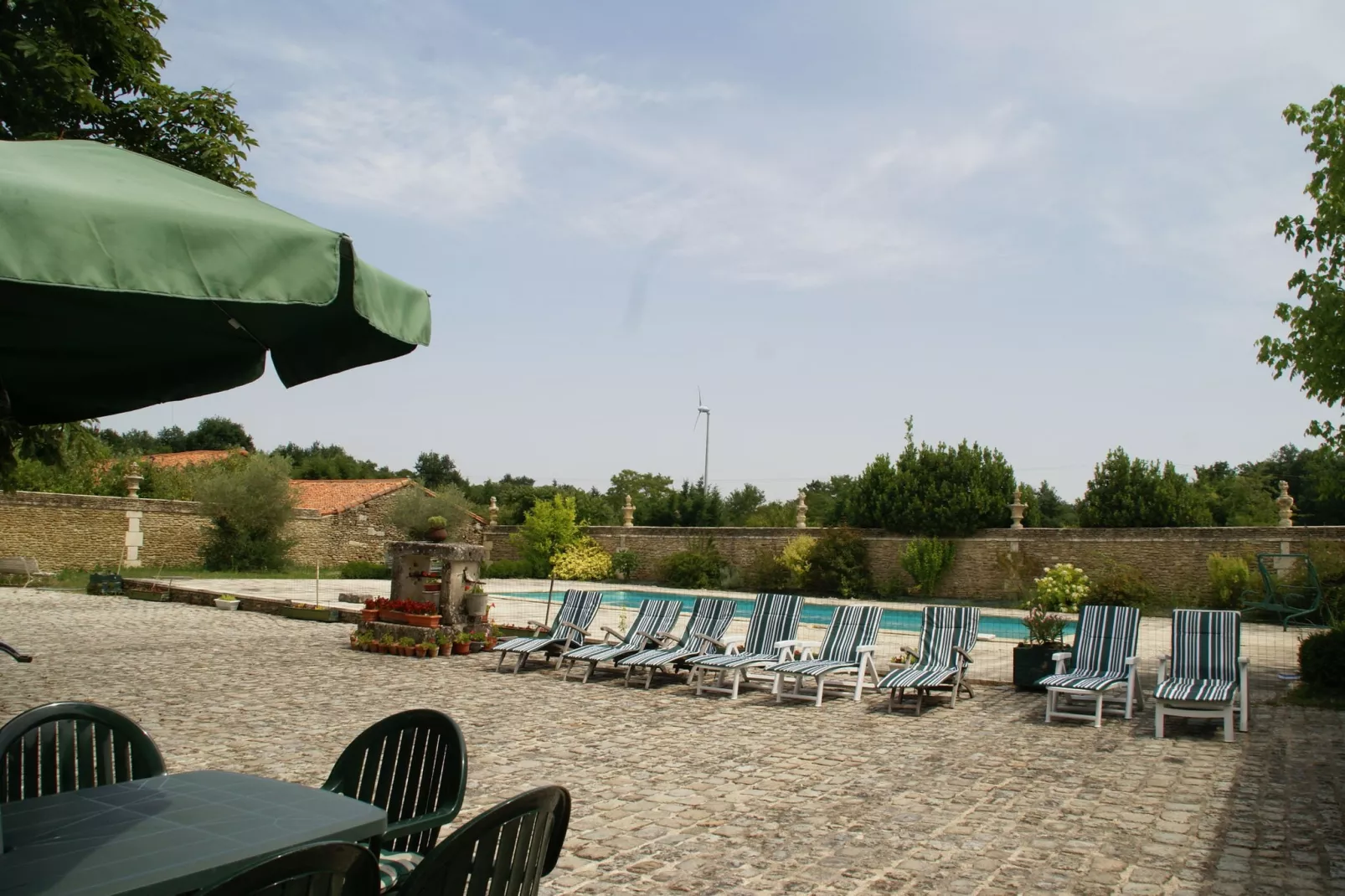 Manoir avec piscine privée-Terrasbalkon