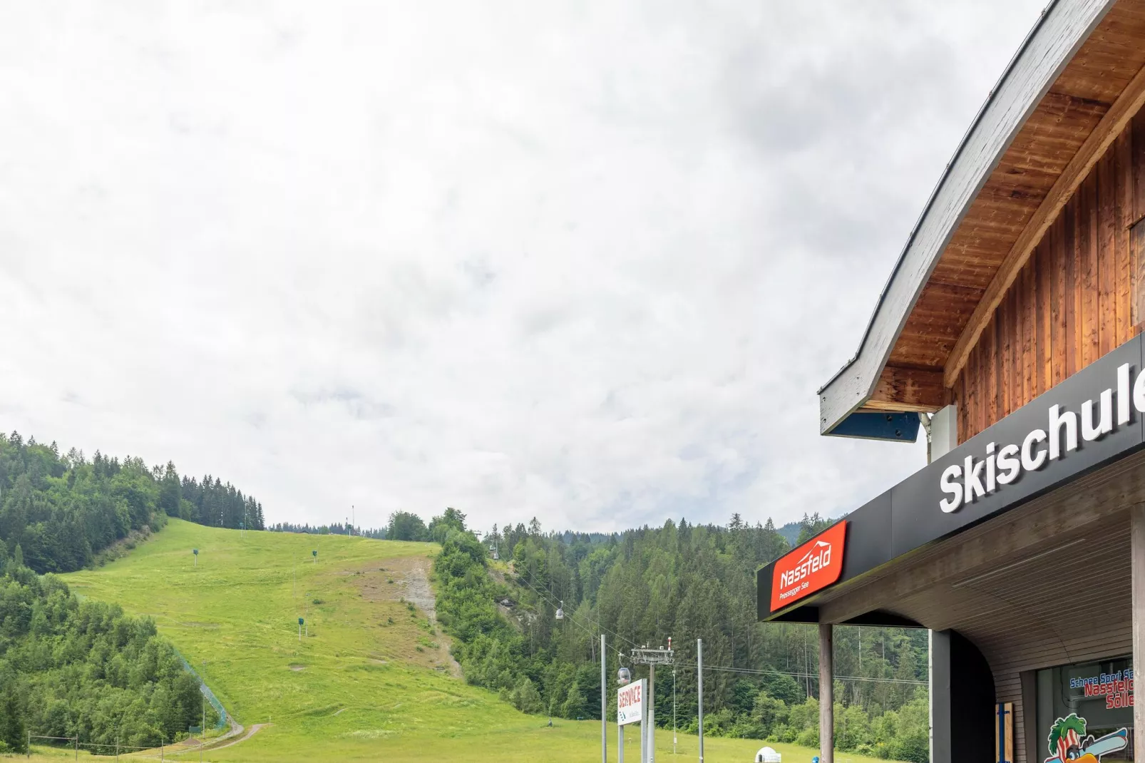 Apartment Tröpolach EG-Uitzicht zomer