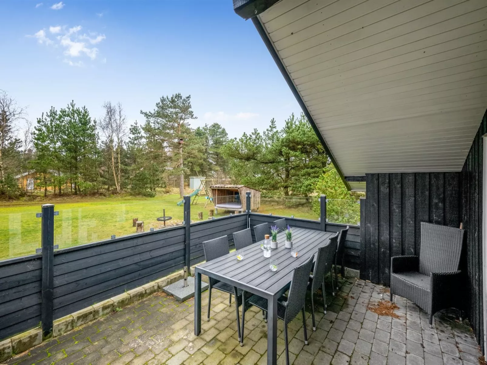 "Orm" - 2.3km from the sea-Buiten