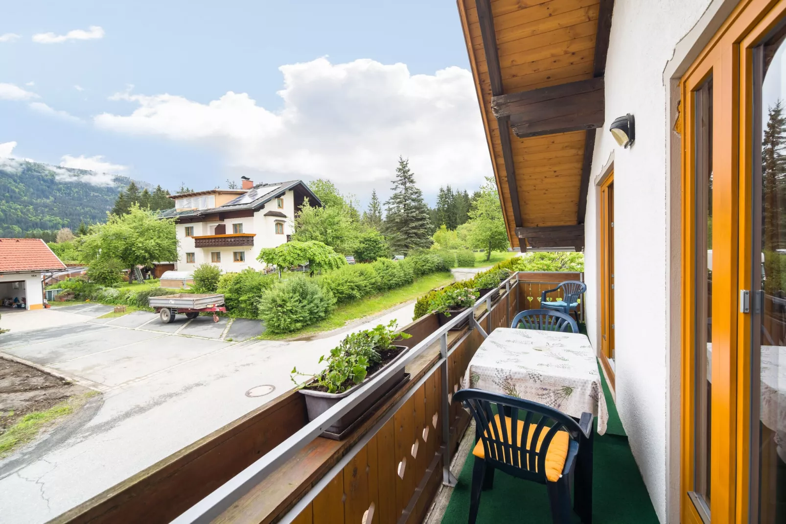 Apartment Tröpolach OG-Terrasbalkon