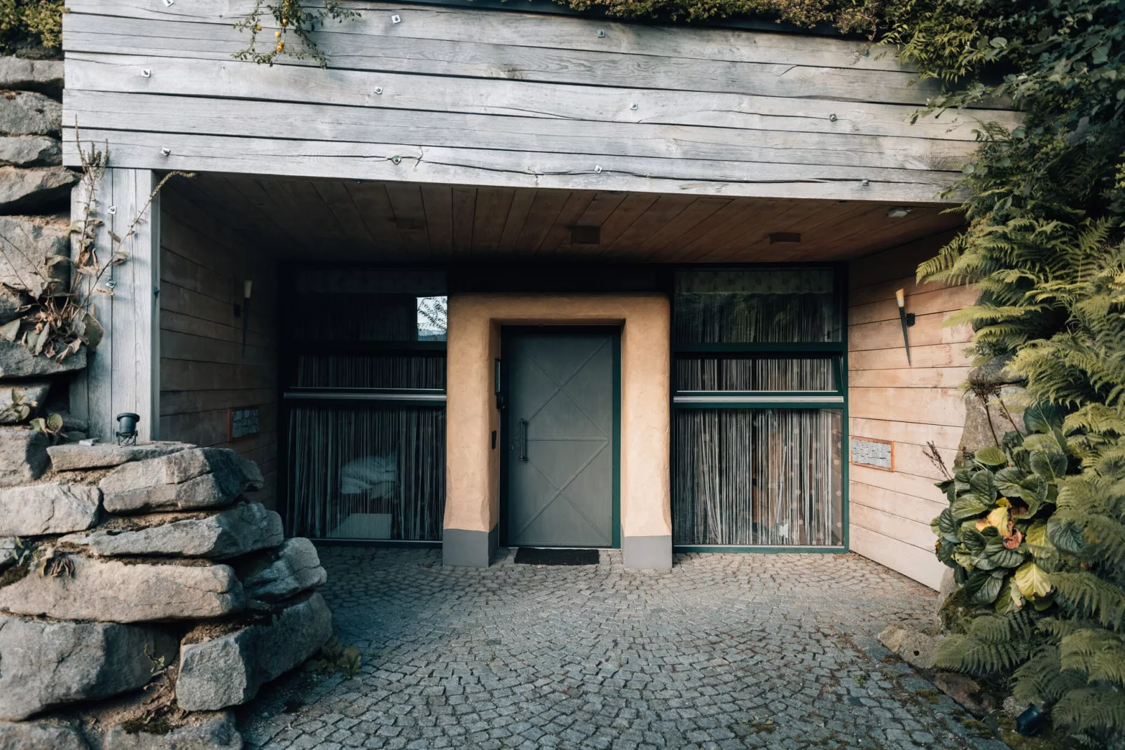 Ferienhaus mit Whirlpool und Sauna in Viechtach-Hal-ontvangst