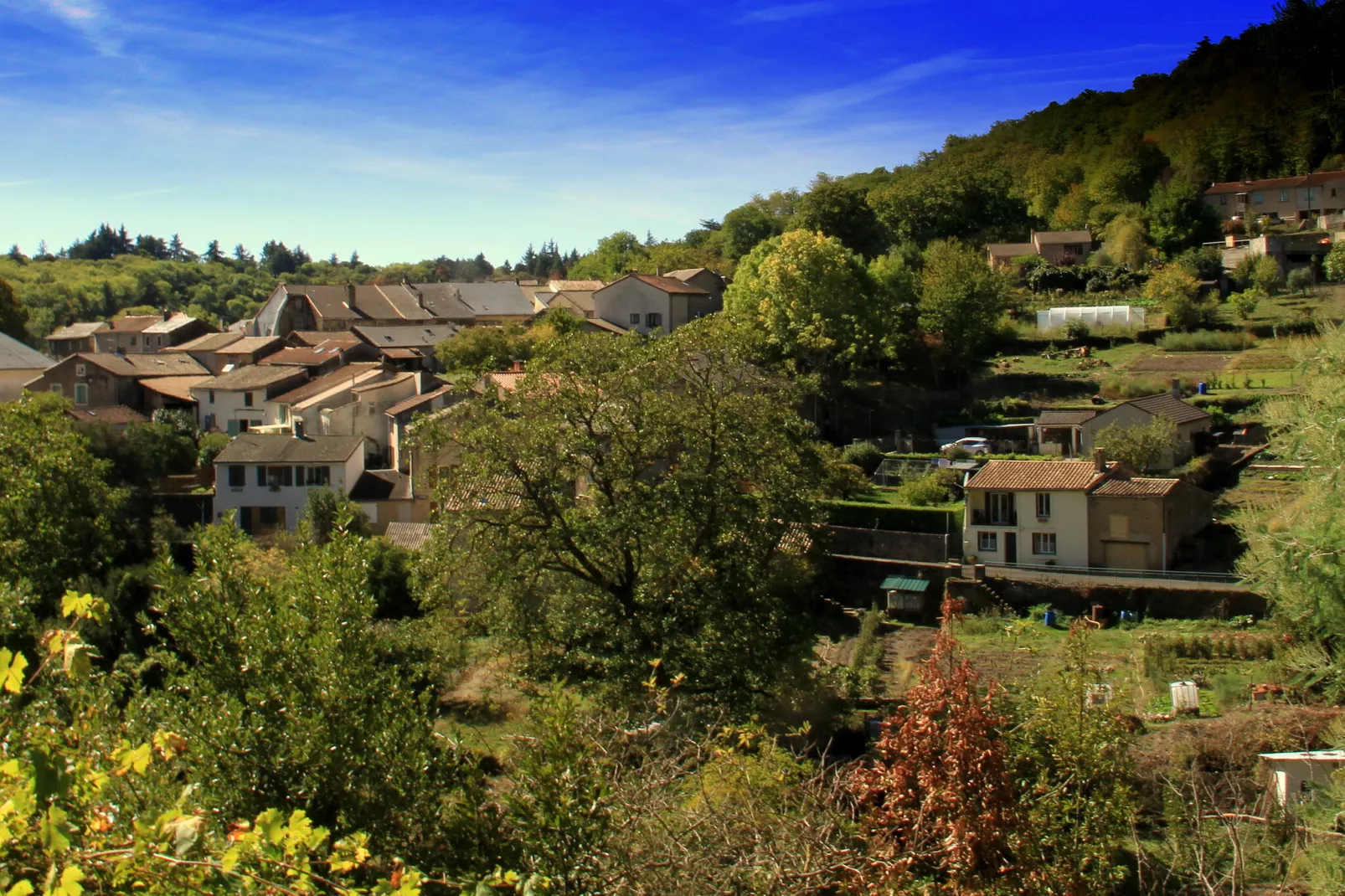 Vakantiehuis met zwembad in Cuxac-Cabardès-Gebieden zomer 1km