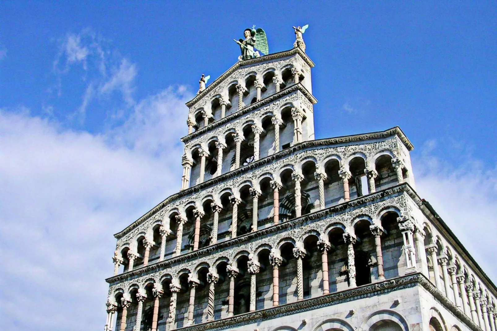 Anna Anfiteatro di Lucca-Gebieden zomer 1km