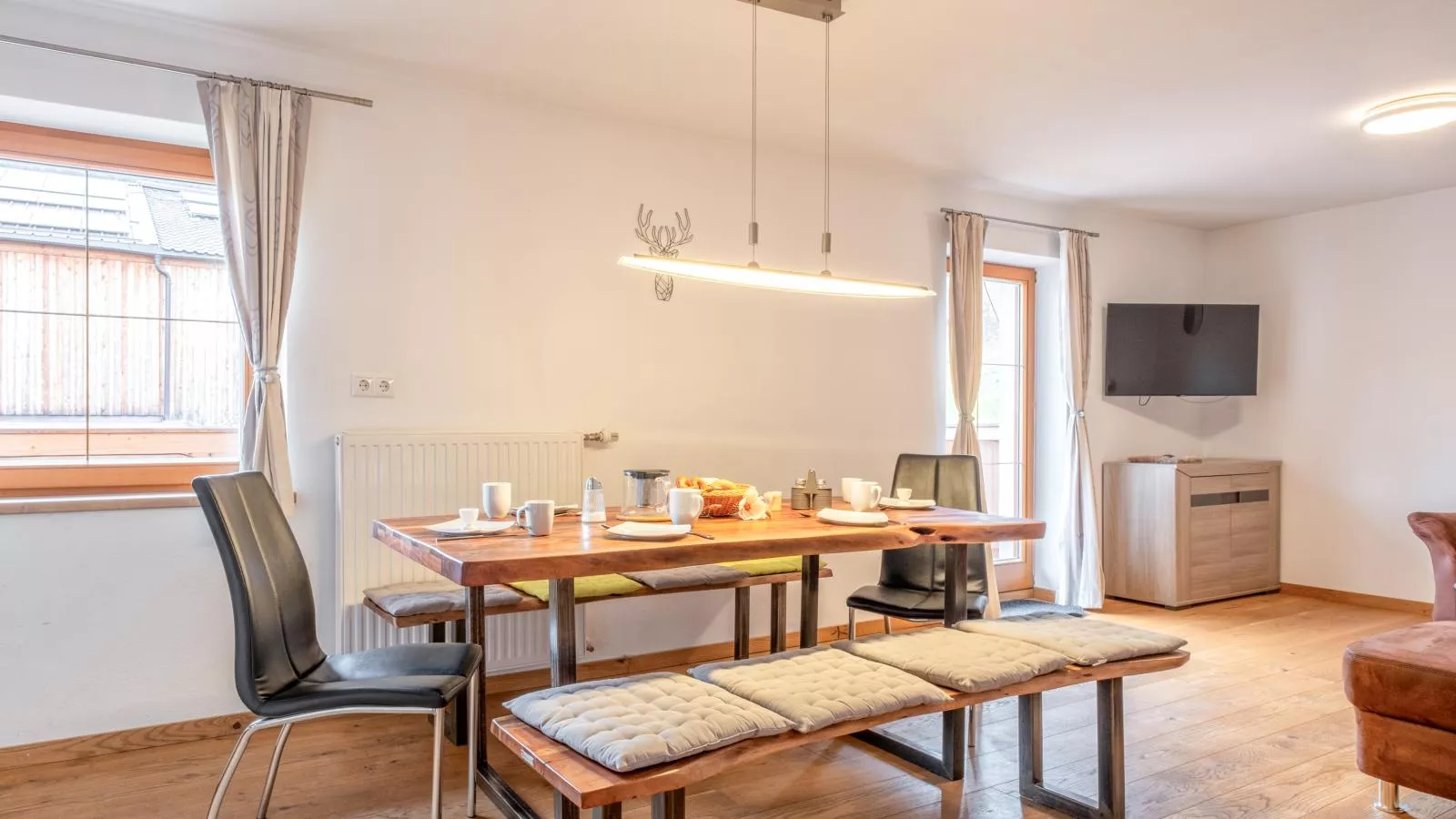 Kraftplatz am Litzlhof-Eetkamer
