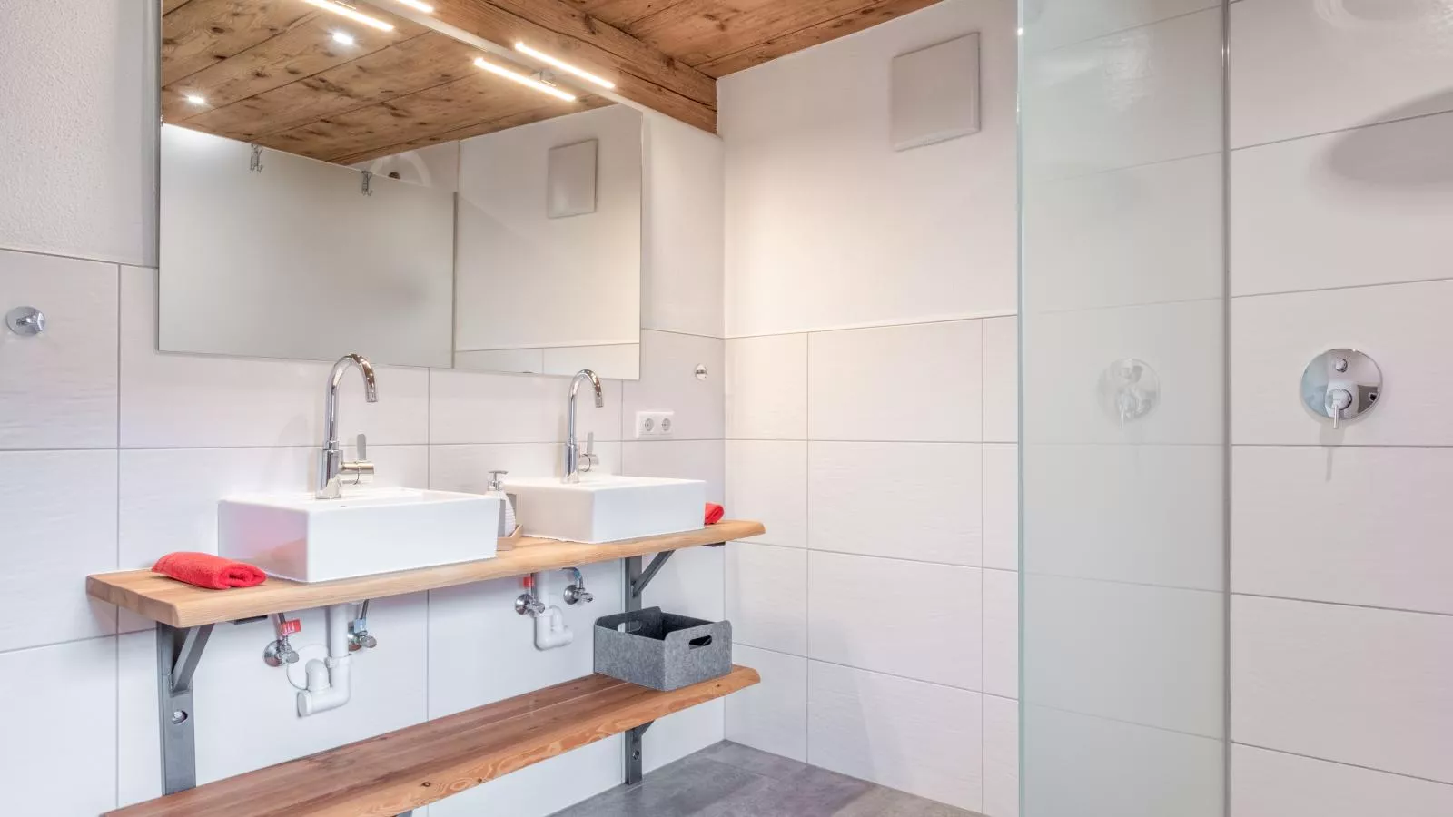 Kraftplatz am Litzlhof-Badkamer