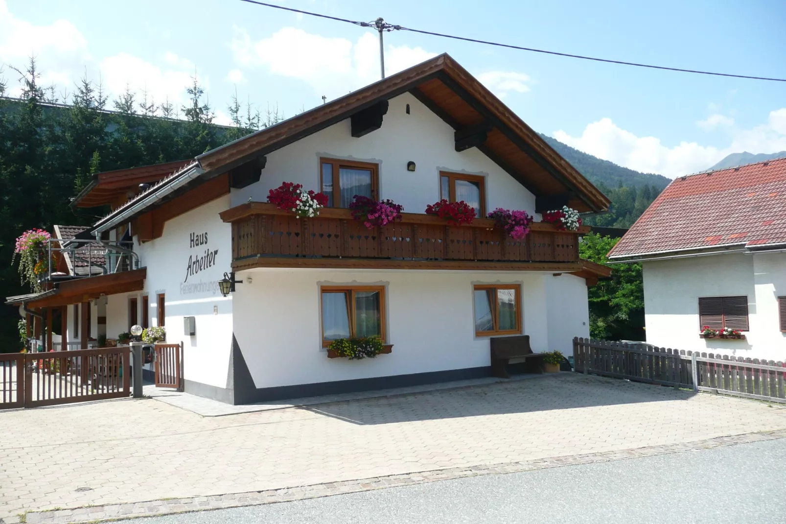 Apartment Tröpolach OG-Buitenkant zomer