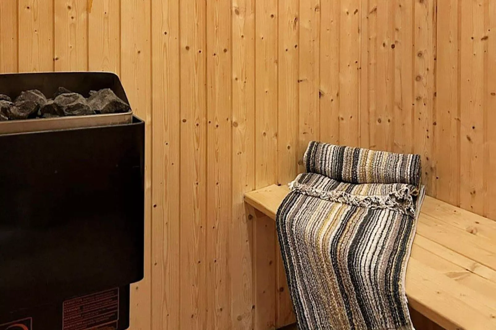 10 persoons vakantie huis in Brovst-Sauna