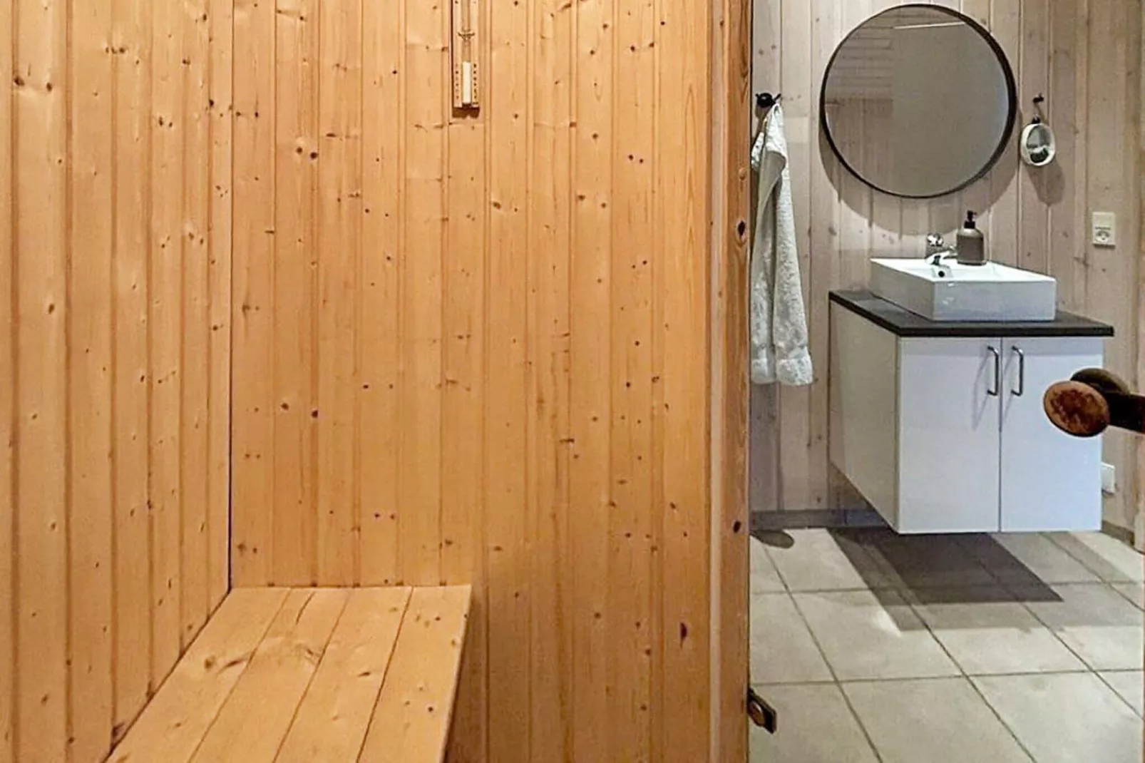 10 persoons vakantie huis in Brovst-Sauna