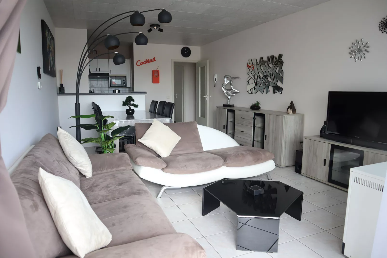 PANORAMA B / 0202-Woonkamer