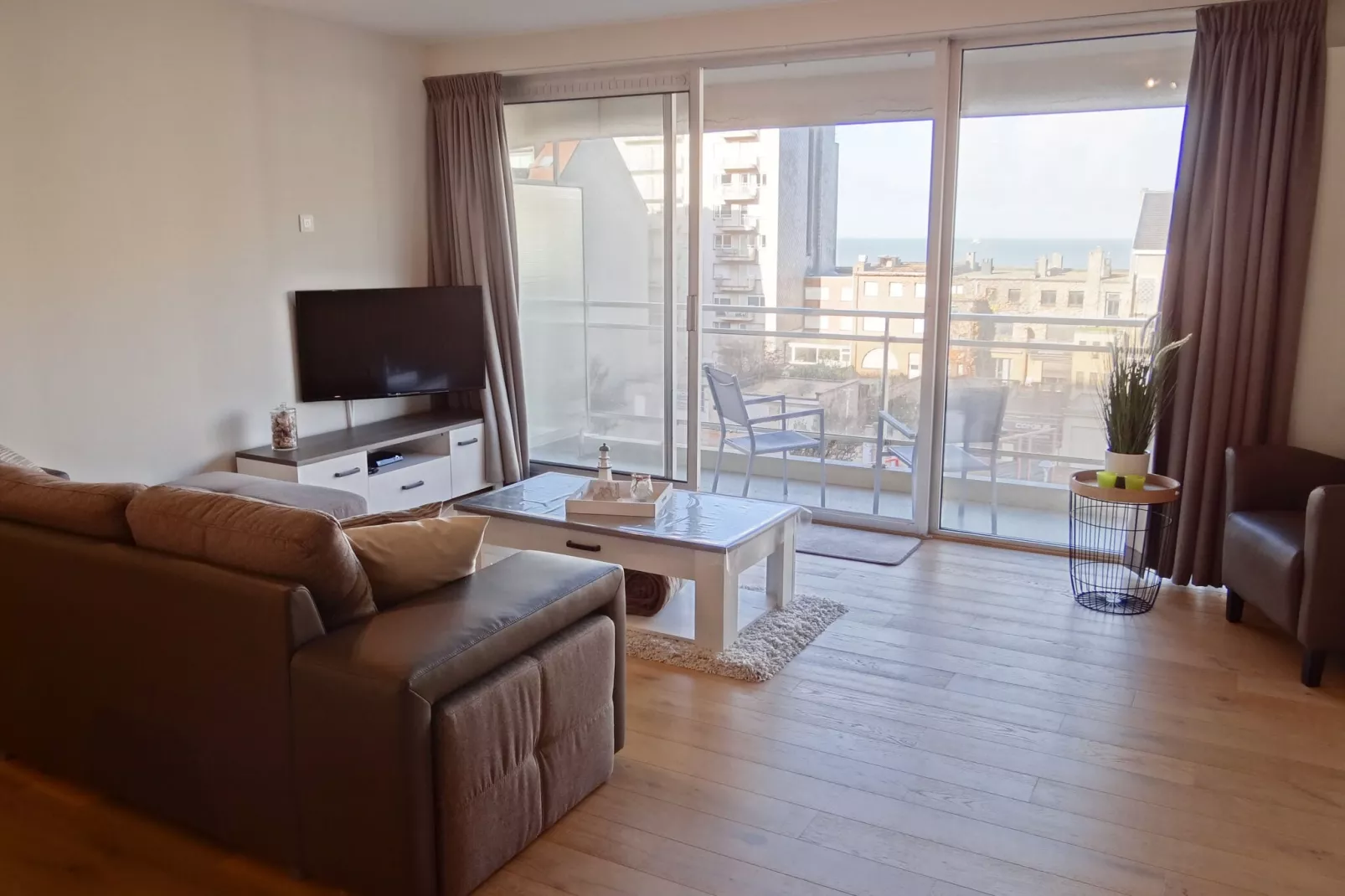 WIELINGERBANK E 404-Woonkamer