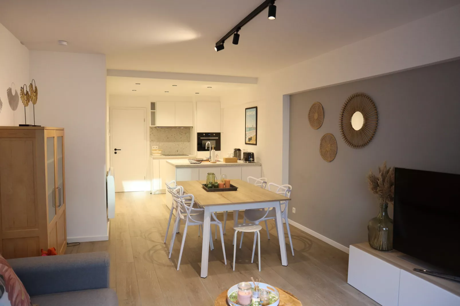 ZONNESTRAAL B 101-Woonkamer