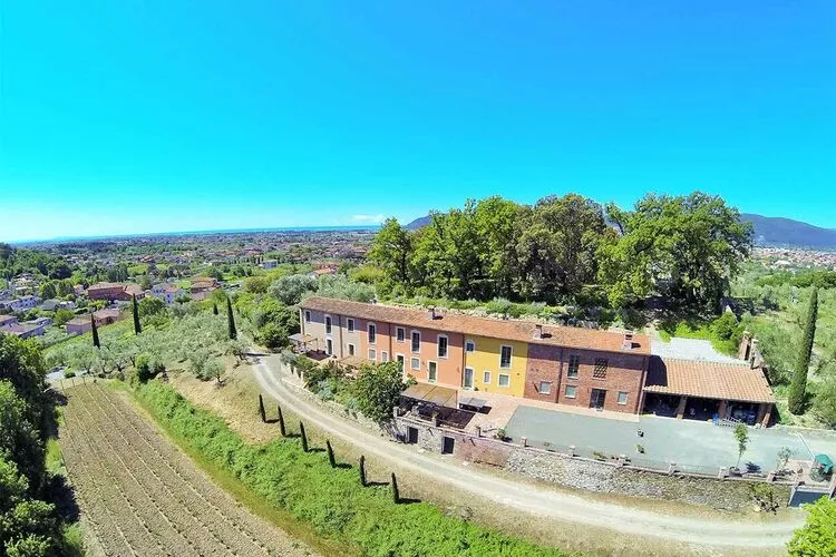 Agriturismo Monteverde Castelnuovo Magra - two room app 4 pax B4