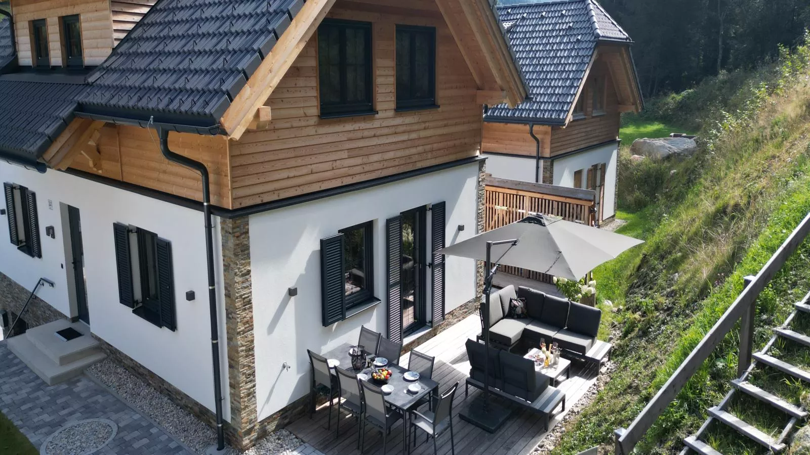 Chalet Hirschblick-Buitenkant zomer