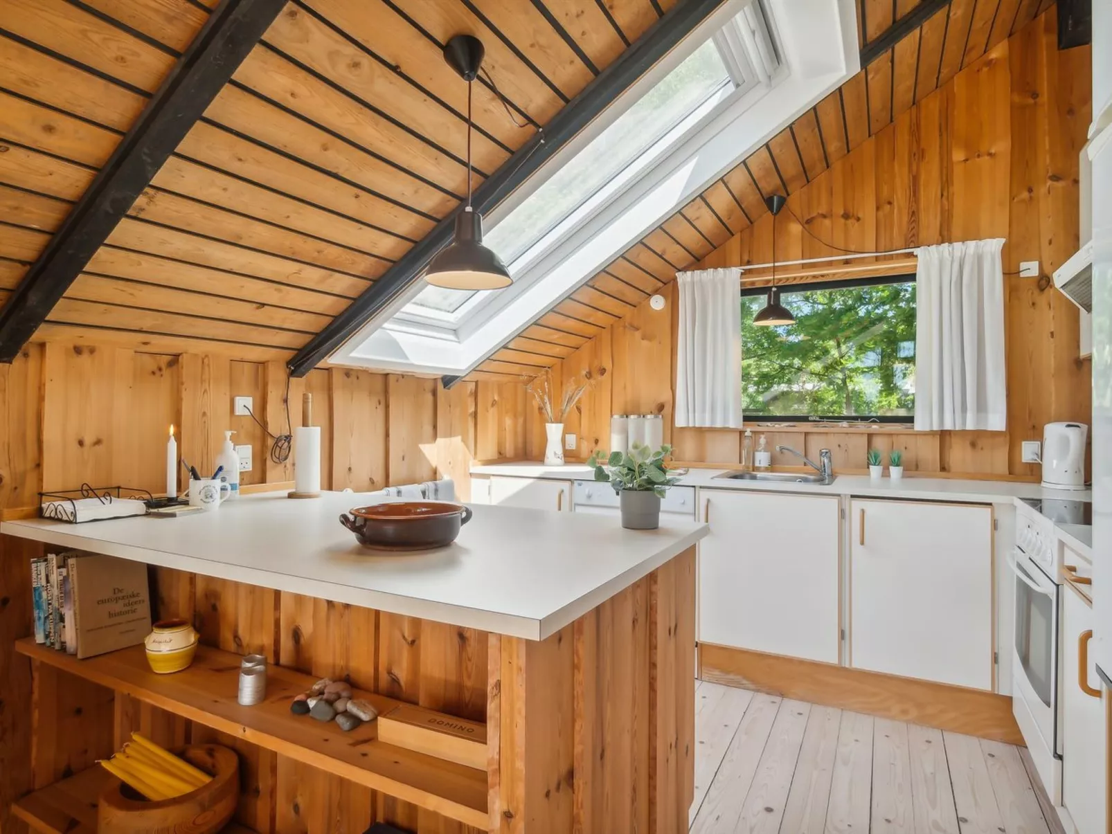 "Benja" - 150m from the sea-Binnen