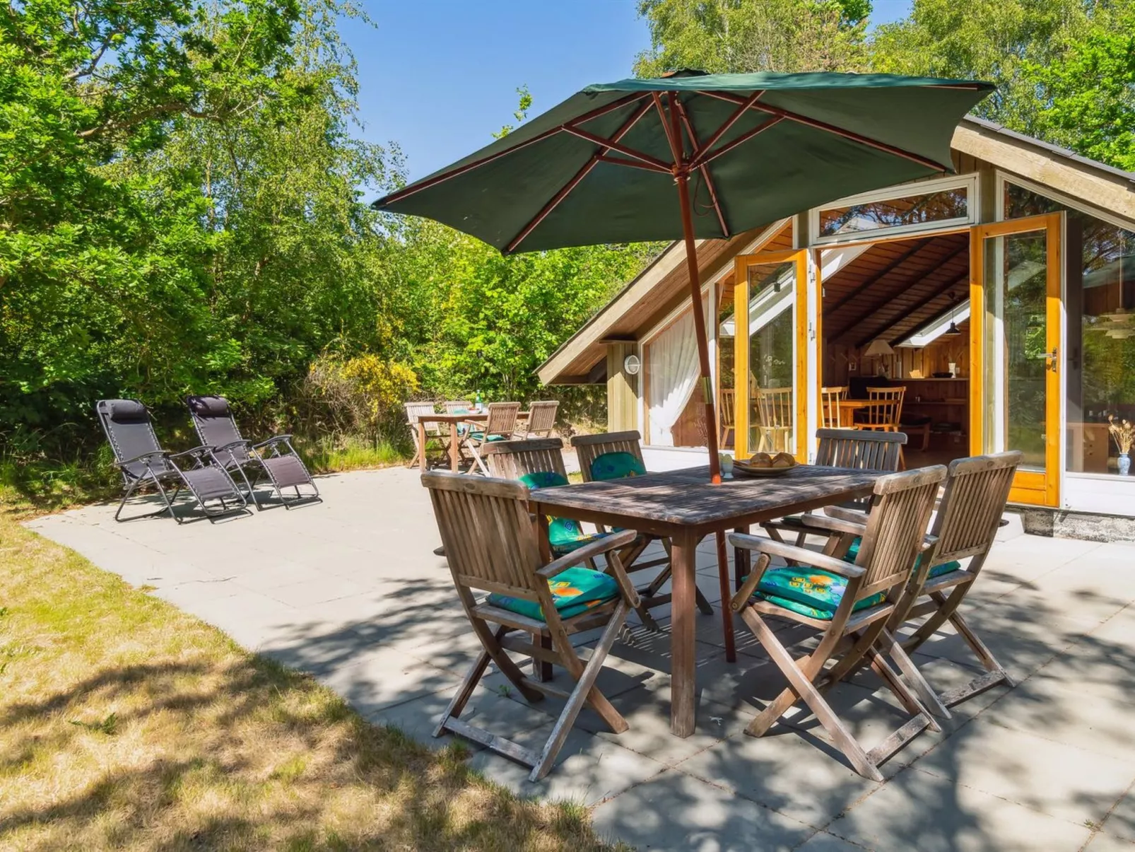 "Benja" - 150m from the sea-Binnen