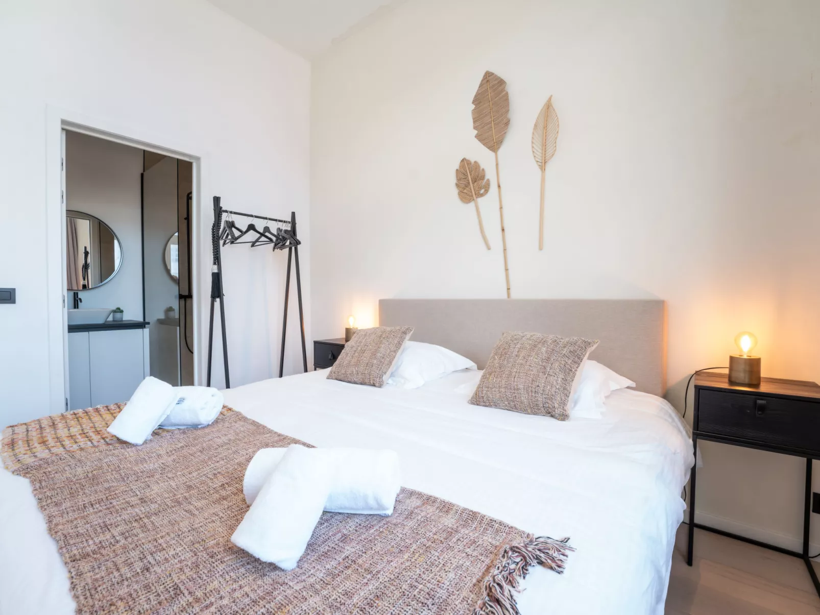 Historical and spacious "La Tourelle II"-Binnen