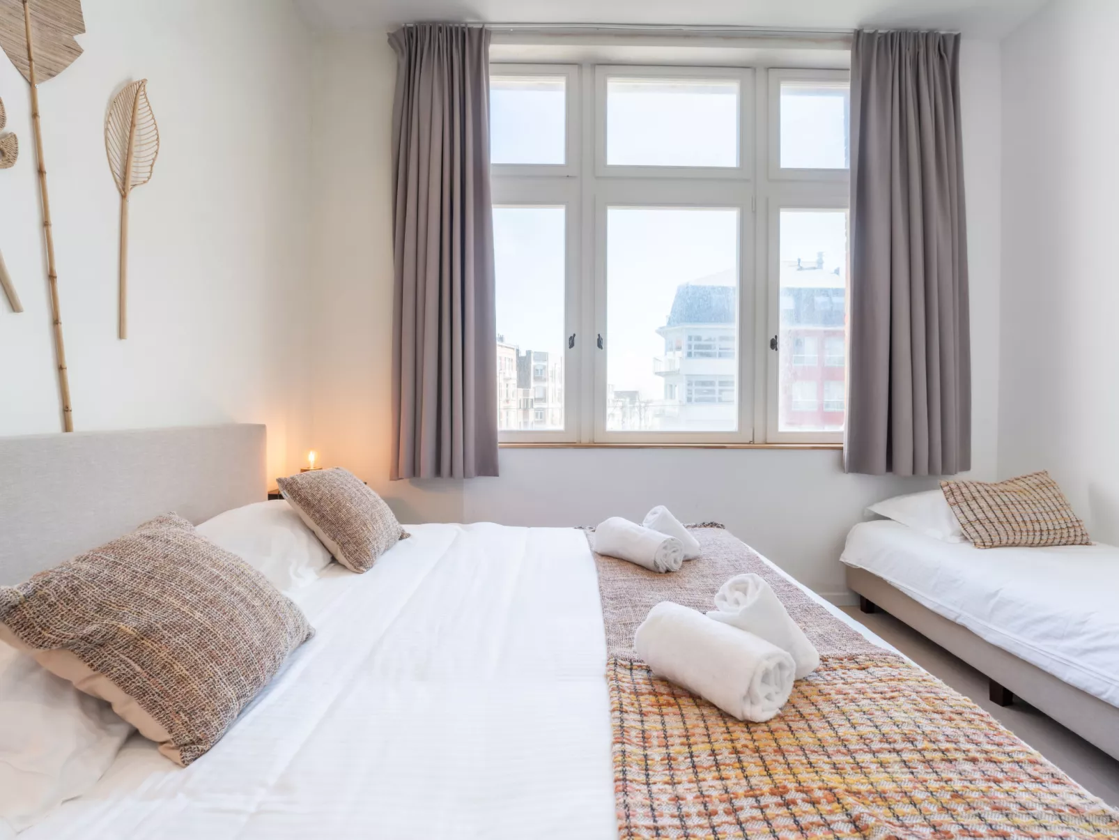 Historical and spacious "La Tourelle II"-Binnen