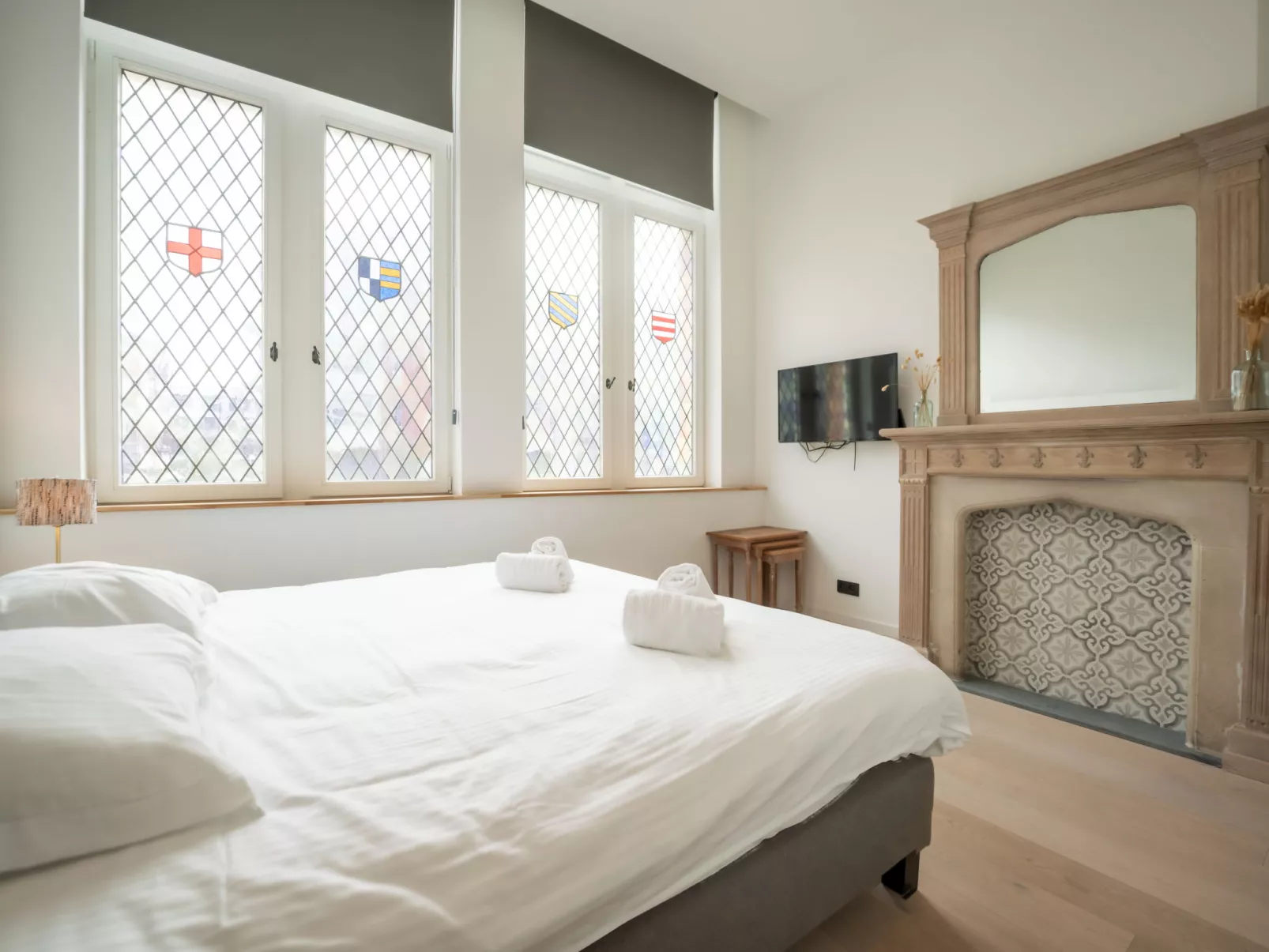 Historical and spacious "La Tourelle I"-Binnen