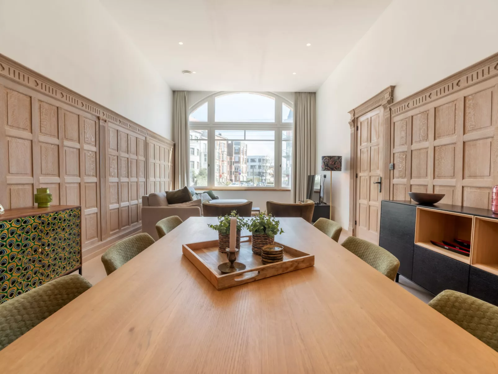 Historical and spacious "La Tourelle I"-Binnen