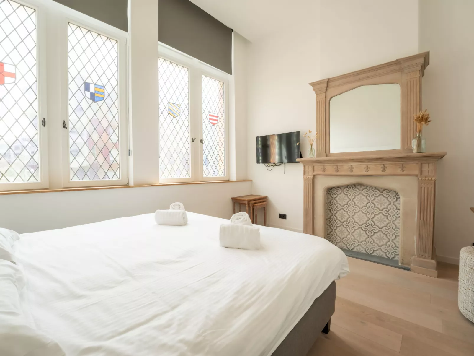 Historical and spacious "La Tourelle I"-Binnen