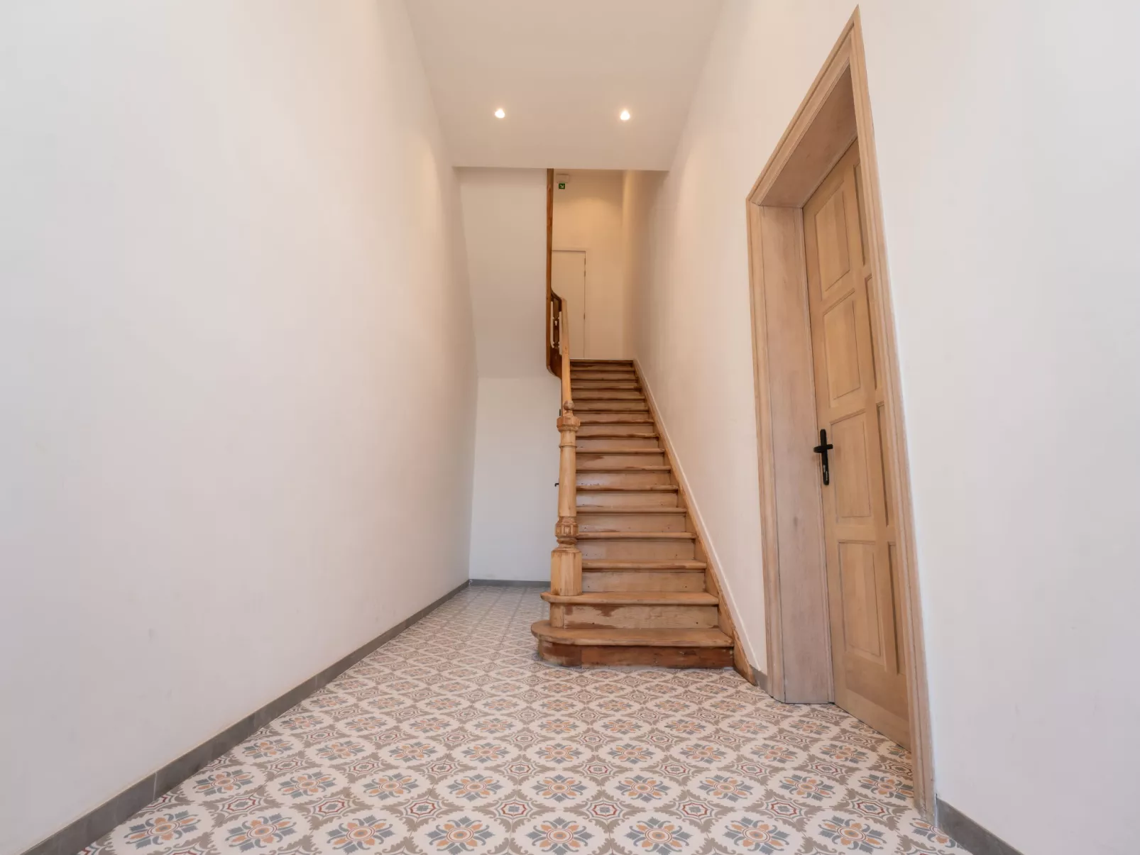 Historical and spacious "La Tourelle I"-Binnen