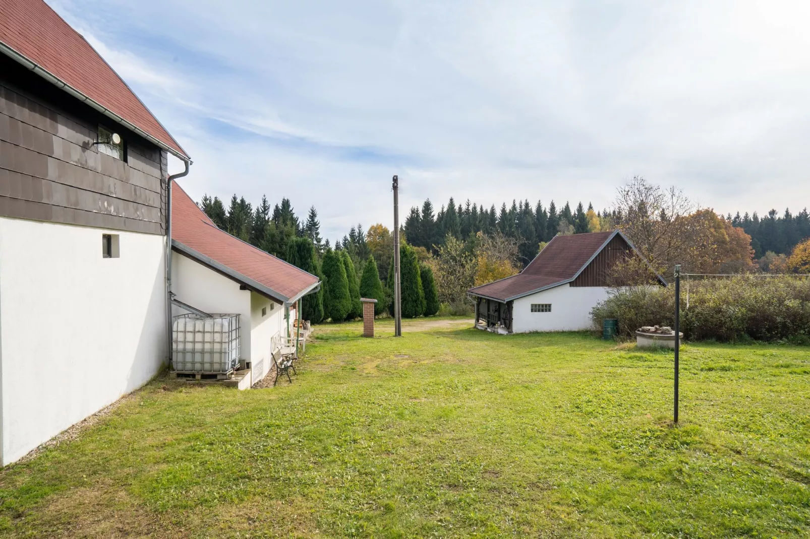 Jagdschloß Klingenthal / Graslitz-Tuinen zomer