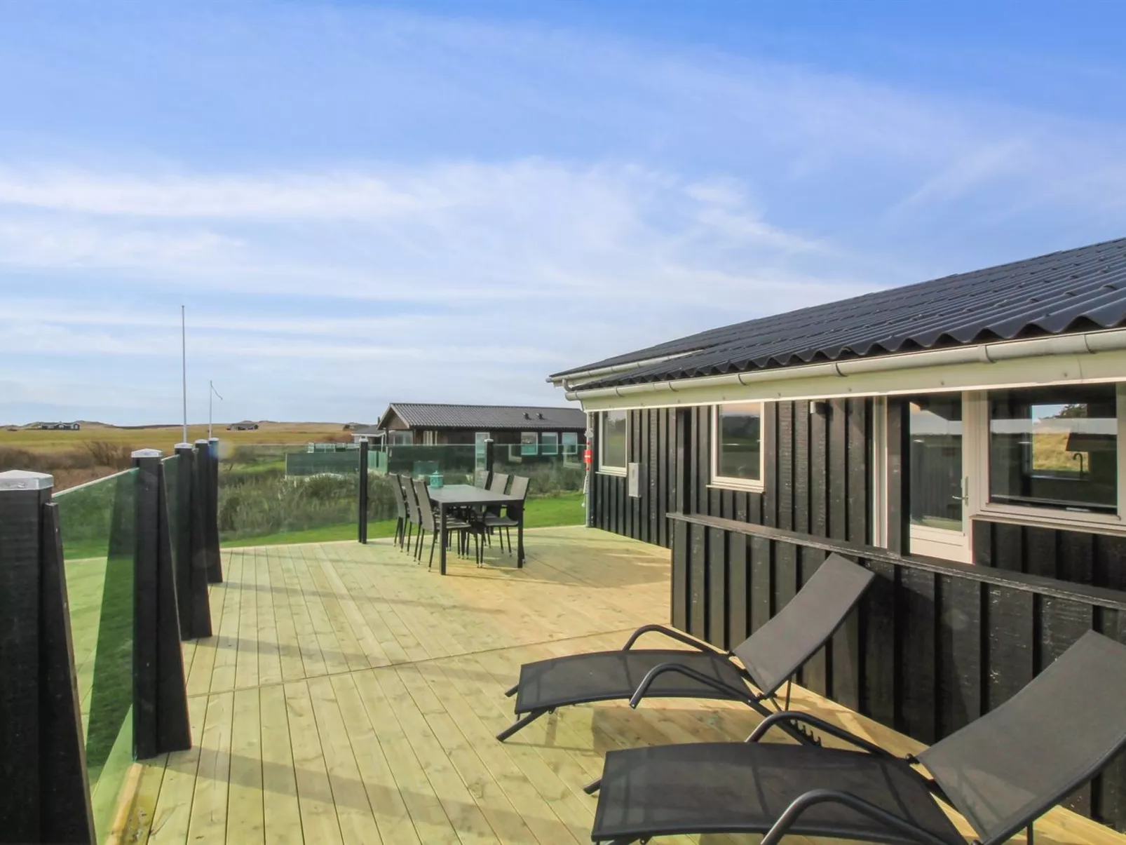 "Lok" - 450m from the sea-Buiten