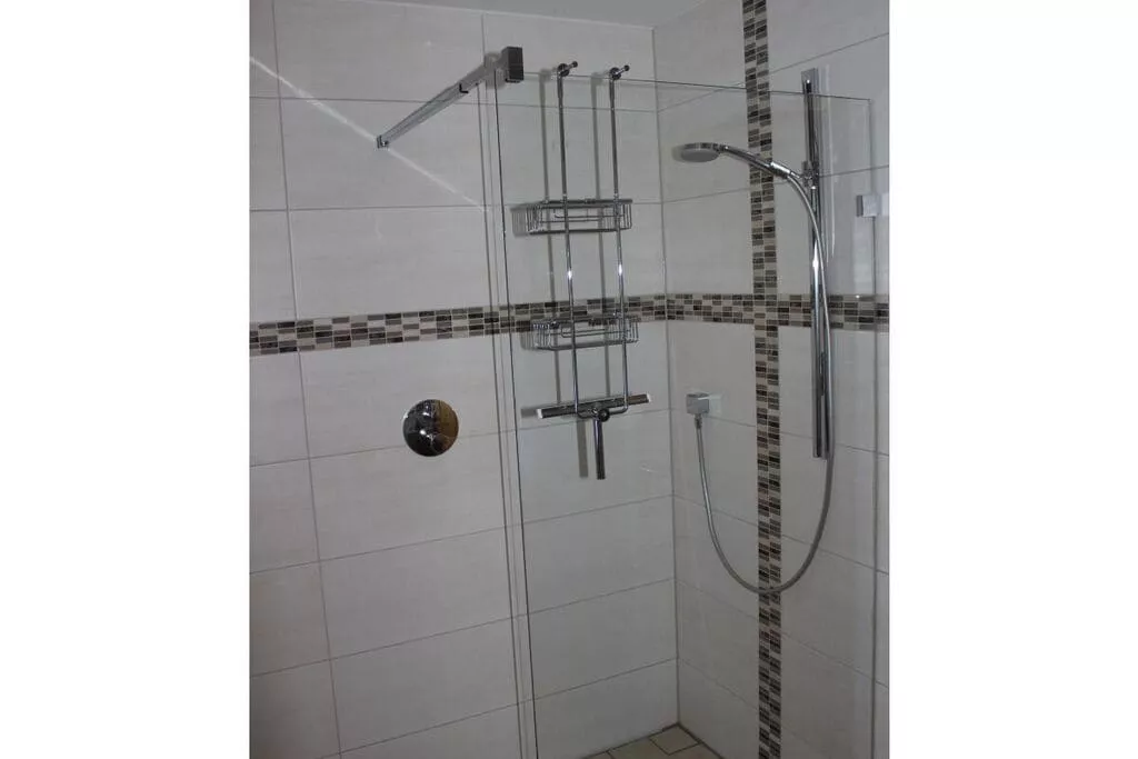 136887-Badkamer