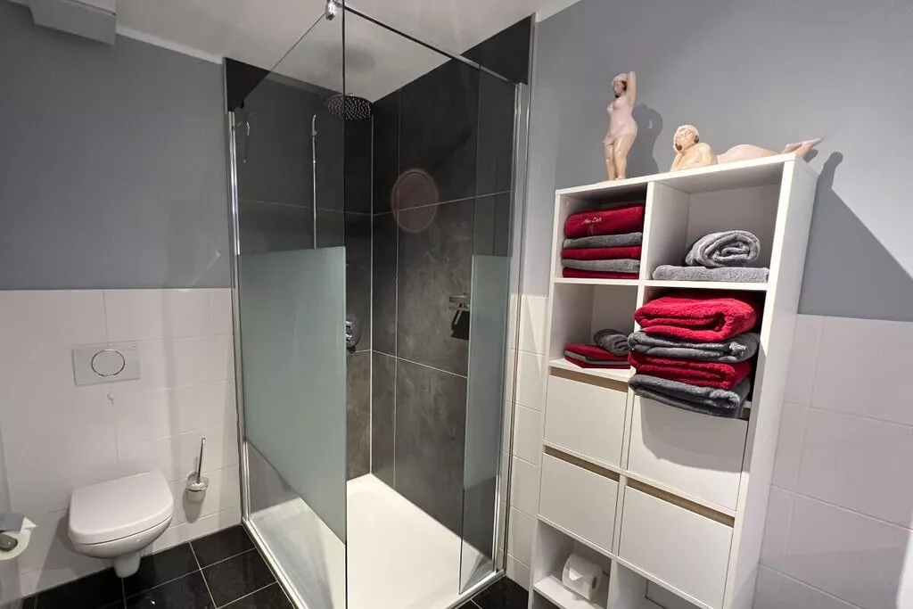 127664-Badkamer