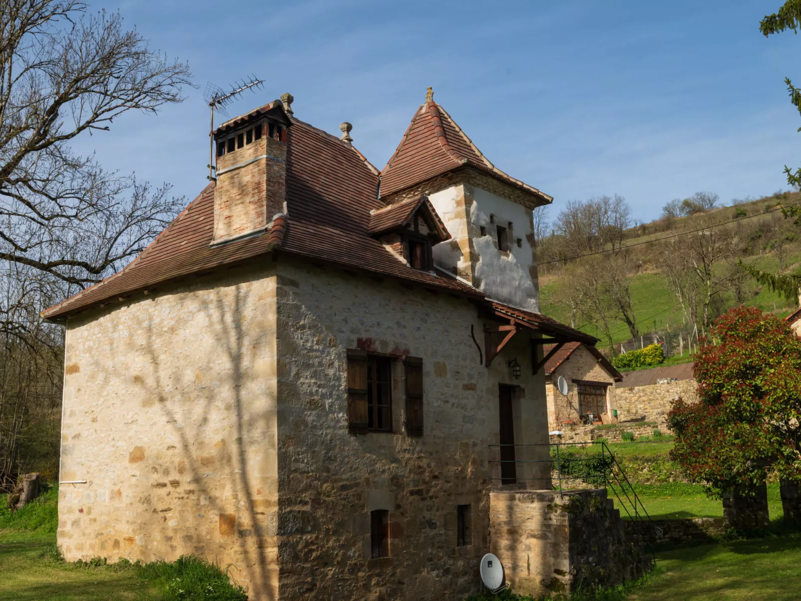 Le Moulin-Buiten