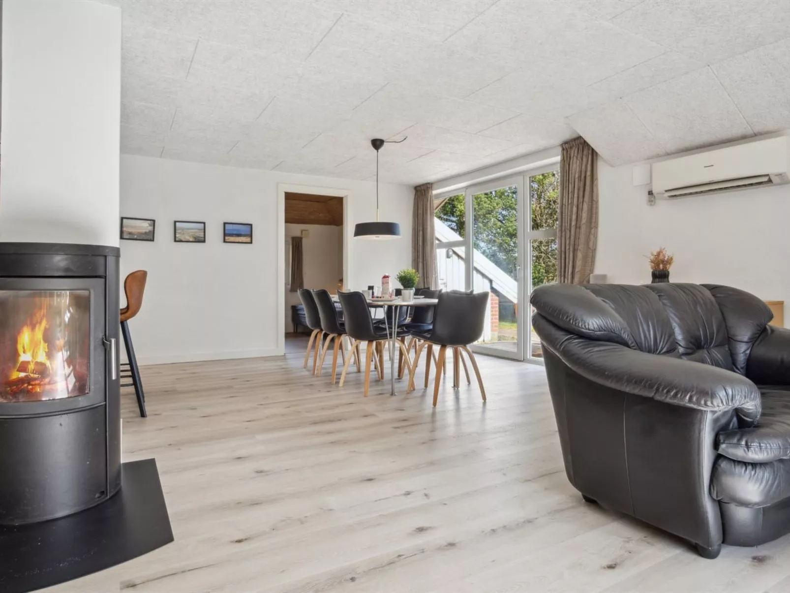 "Botulf" - 3.8km from the sea-Binnen