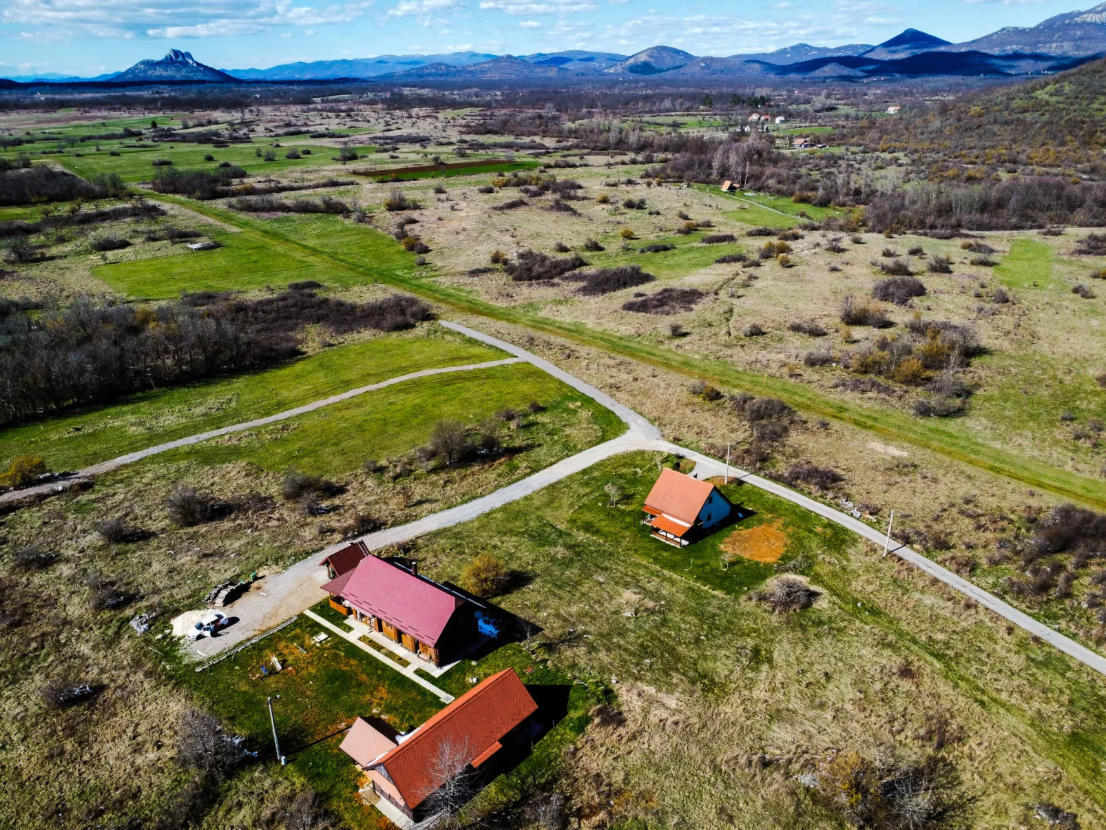 Vacation house Vrkljan-Buiten