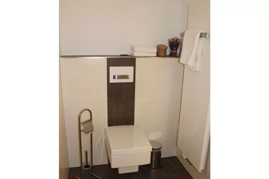 94710-Badkamer