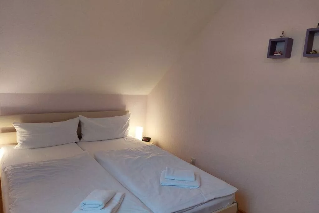 478305-Slaapkamer