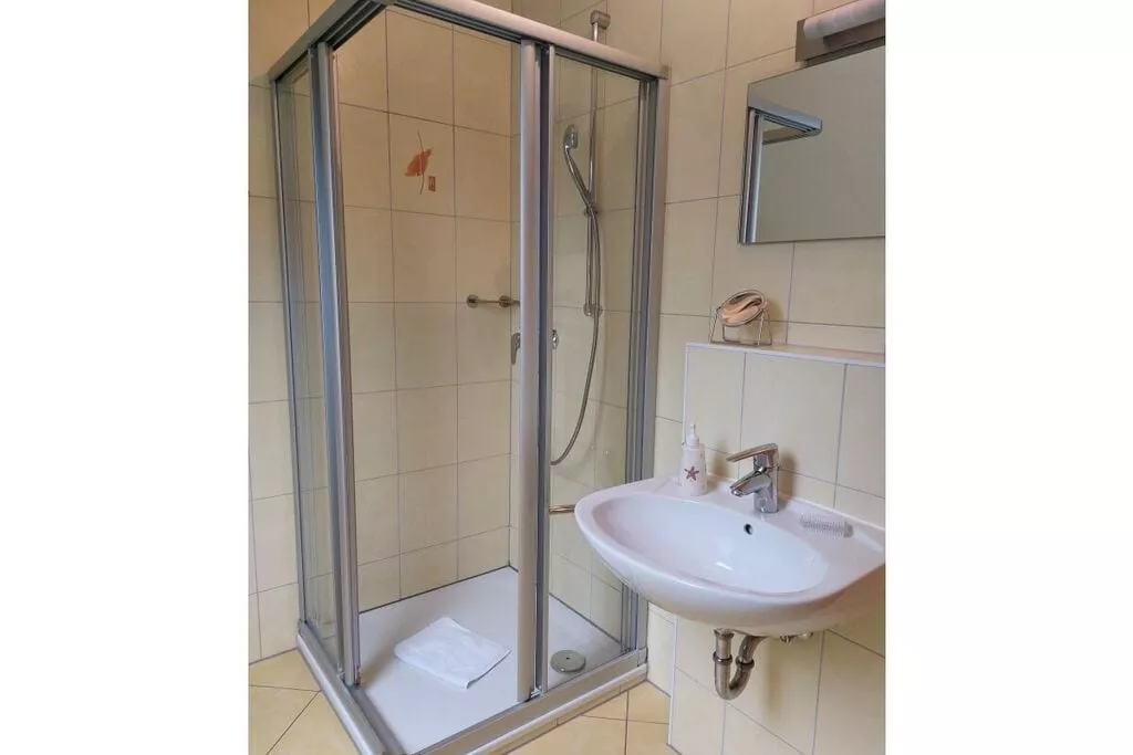 478305-Badkamer