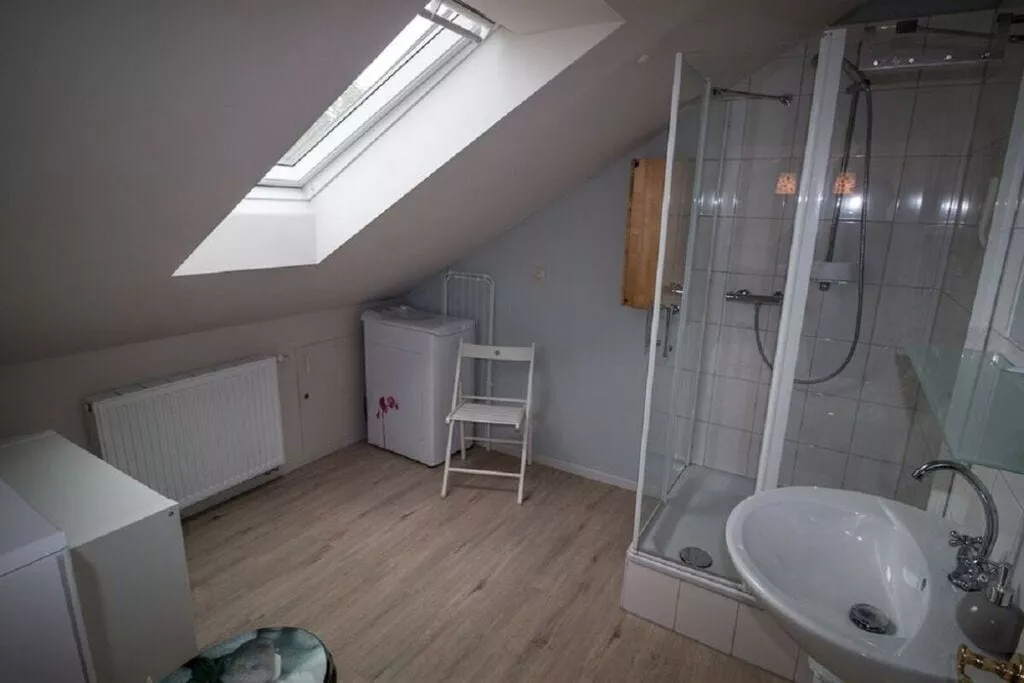 301680-Badkamer