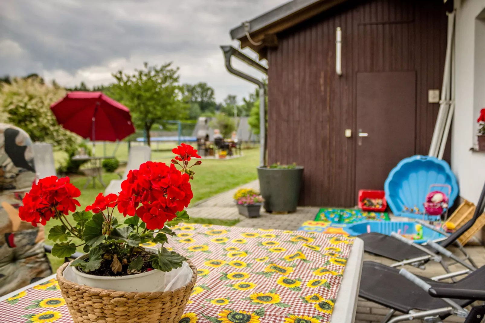 Vila Nemojov 17 p-Tuinen zomer