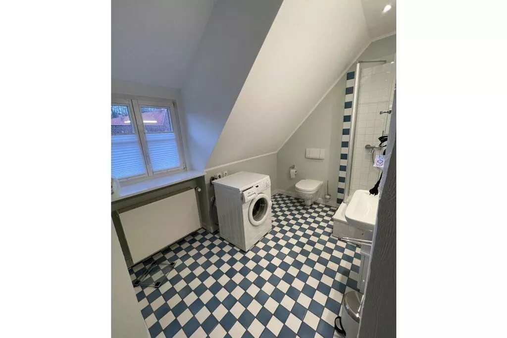 381797-Badkamer
