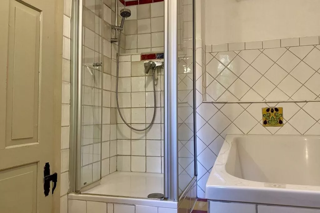 176371-Badkamer
