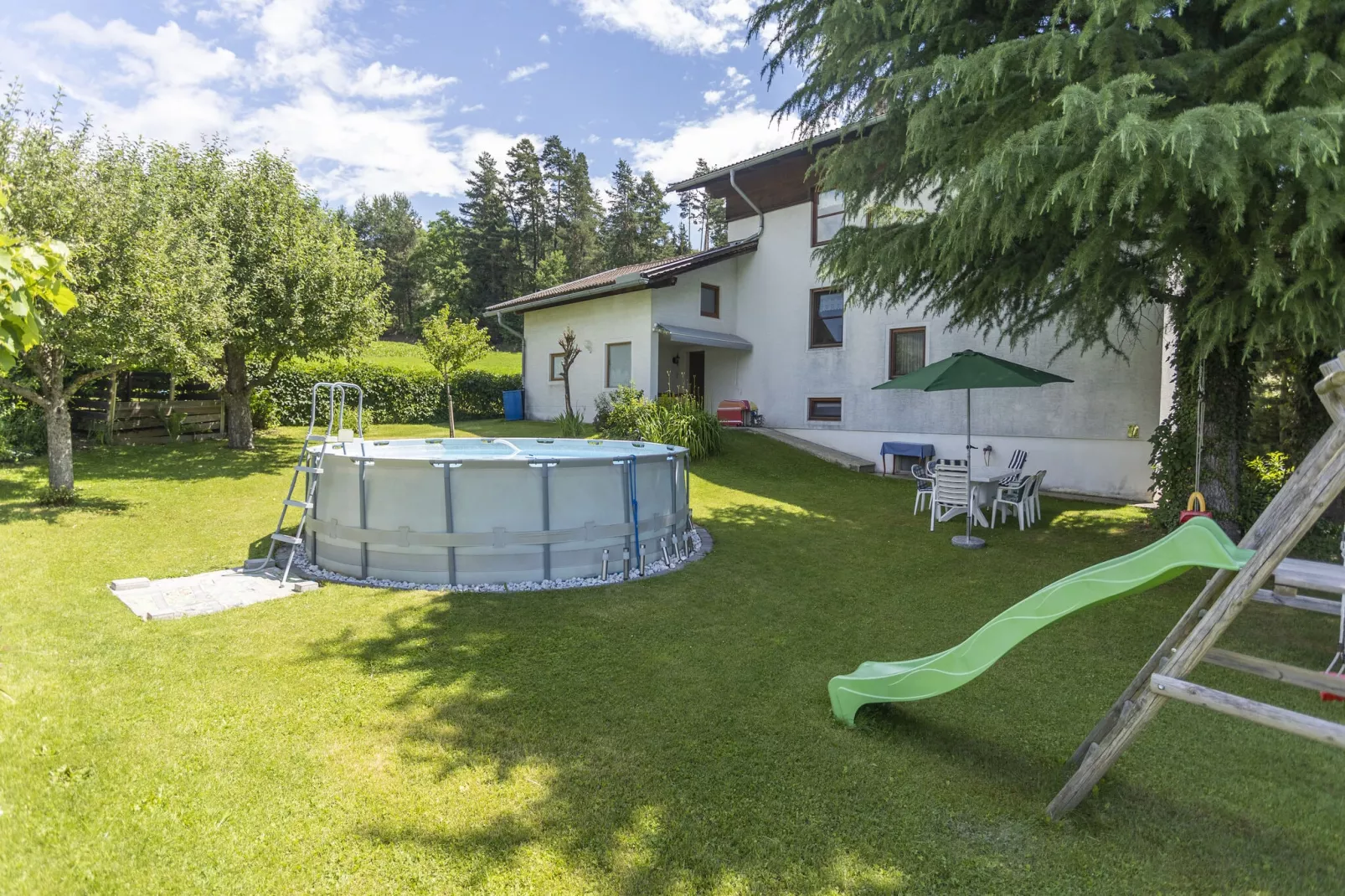 Ferienwohnung Seeboden-Tuinen zomer