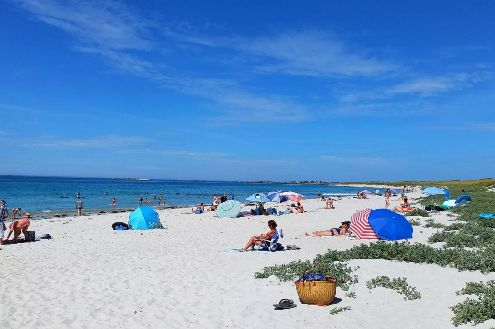 Ferienhaus in unmittelbarer Strandnähe Guisseny-Gebieden zomer 1km